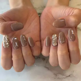 ネイル Honey Bee所属・Honey Bee Mikuのネイルデザイン