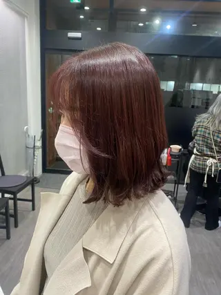 ミディアム 大野 美紅のヘアスタイル