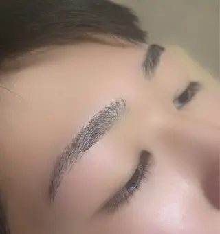 アイブロウ 💛LUNELLA MIKU💛のマツエク・マツパデザイン