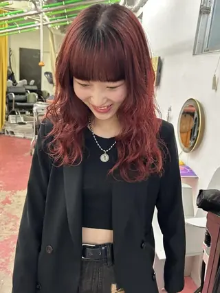 ロング カラー qiie ワンカラー 黒染め 白髪染めのヘアスタイル