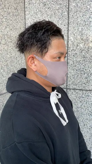 ショート パーマ メンズ メンズパーマのプロ 川野翔太のヘアスタイル