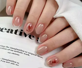 ネイル リボン、ガーリー パーツ放題専門店のネイルデザイン