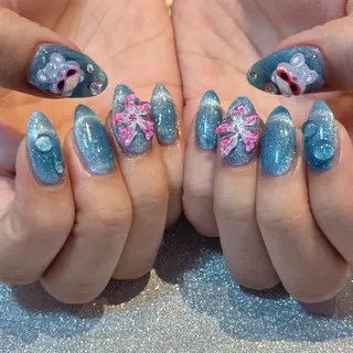 ネイル brodia nails m_riのネイルデザイン