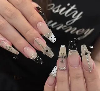 ネイル D-BEAUTY Nailsalonのネイルデザイン