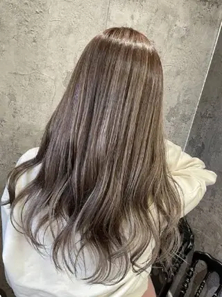 カラー KAINE 🌷のヘアスタイル