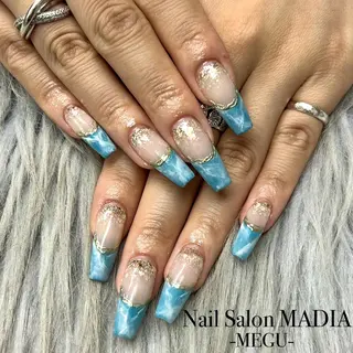 ネイル MADIA藤沢所属・MADIA MEGUのネイルデザイン