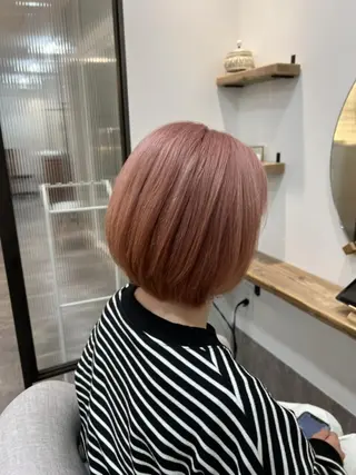 ショート カラー Seina セイナのヘアスタイル