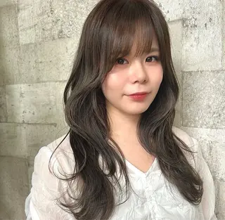 ロング カラー Koharu🍓/ 透明感カラ-のヘアスタイル