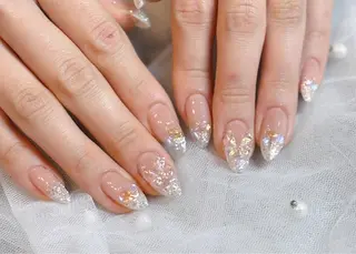 ネイル le'a-レア-【ア イ×ネイル×眉】のネイルデザイン