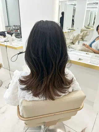 ミディアム 韓国顔まわり/前髪 /レイヤー/いつきのヘアスタイル