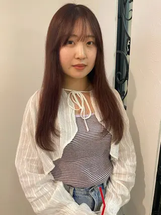 ロング カラー CIEN所属・松下 育未のヘアスタイル