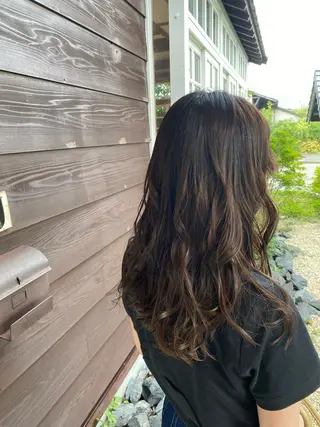 ロング topstylist 遠山康兵のヘアスタイル