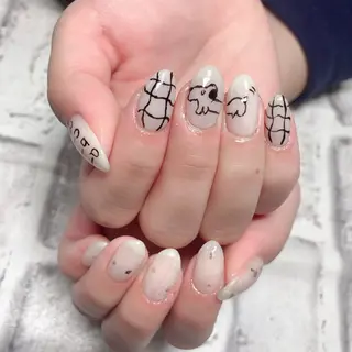ネイル 💅ネイルハウス🏡 🎀TOMO🎀のネイルデザイン