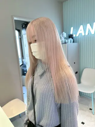 セミロング ブリーチ✖️ 縮毛LANDのヘアスタイル