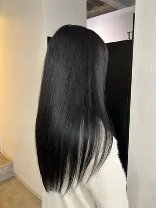 ロング 透明感カラー・ 髪質改善🩵イケダのヘアスタイル