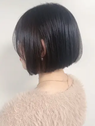 ショート morio from london所属・松岡彩華 ボブ /グレージュのヘアスタイル