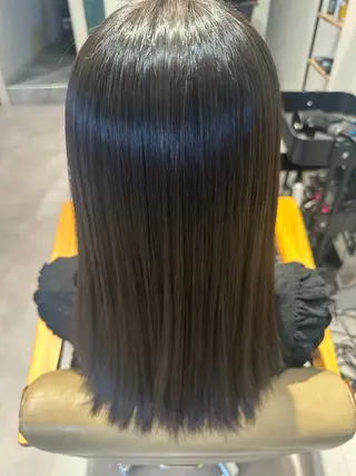 ロング ece.所属・篠原 詩菜のヘアスタイル