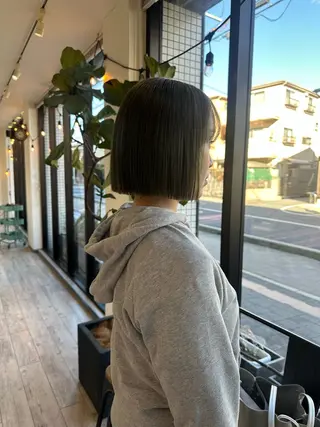 ショート カラー GIFT所属・橋本叶夢/ ショートヘア/パーマのヘアスタイル