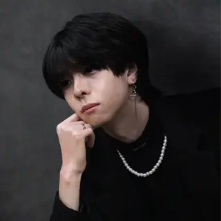 ミディアム メンズ RACCOON.TOKYO 渋谷店所属・メンズカット特化🐺 ウルフ[店長]置塩祥のヘアスタイル