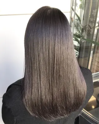 セミロング パーマ THREE所属・THREE 関根大のヘアスタイル