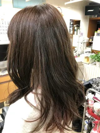 セミロング カラー ヘアサロン モカ所属・石塚 浩のヘアスタイル