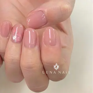 ネイル アトリエ　ミモザ所属・いまむら あかりのネイルデザイン