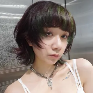 カラー 中山くるみ/ NORA UMEDAのヘアスタイル