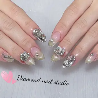 ネイル Diamond 🧚🏻‍♀️のネイルデザイン
