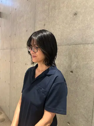 ミディアム 南 菜花のヘアスタイル