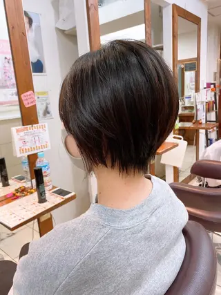 ショート カラー ベリショディレクター 小野 健太郎のヘアスタイル