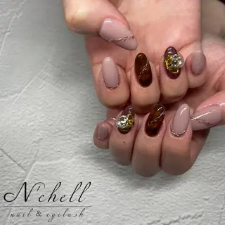 ネイル Nailist Aoiのネイルデザイン