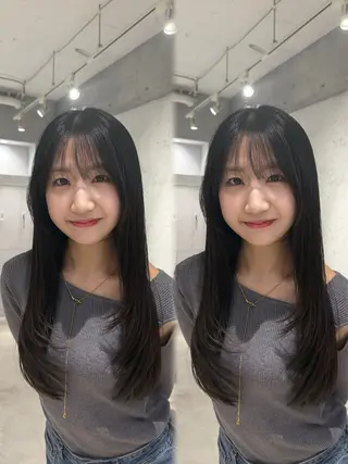 ロング あんな🦋レイヤー カット/透明感カラーのヘアスタイル