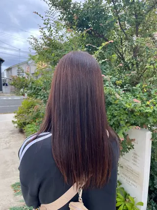 カラー 山本 穂乃花のヘアスタイル