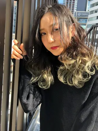 セミロング カラー レイヤー⭐️カラー ⭐️平川雅史のヘアスタイル