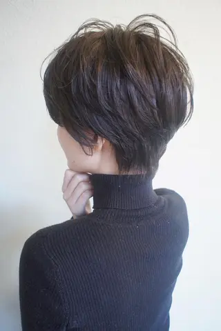 ショート カラー This所属・🟦髪質改善6年 💊YAMAMOTOのヘアスタイル