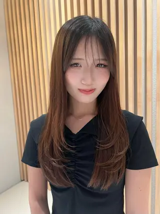 ロング カラー レイヤー/韓国 ハイトーン興津史弥のヘアスタイル