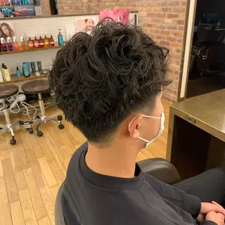 パーマ メンズ 透明感カラー/ 岡田澪香のヘアスタイル