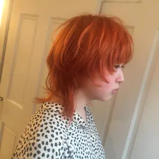 ミディアム カラー ホワイト&レイヤーカ ットエクステ長畠俊輔のヘアスタイル