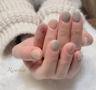 ネイル うる艶♡透明感ネイル Rirashiaのネイルデザイン