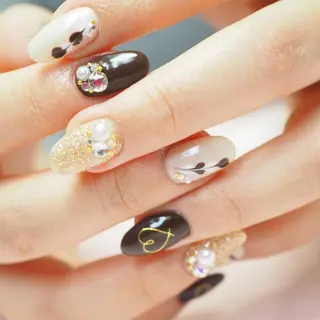 ネイル 深爪を断らない スカルプ高評価店のネイルデザイン