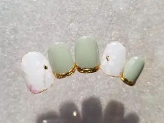 ショート ネイル 吉祥寺🌟 ネイルフロンティアのネイルデザイン