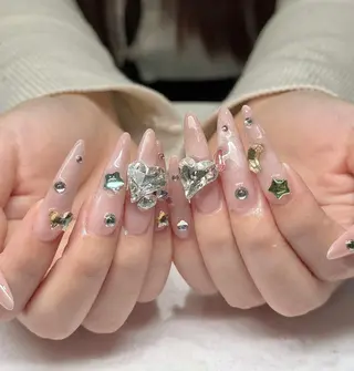 ネイル NAILS 168 新大久保店のネイルデザイン