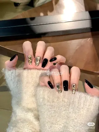 ネイル Theone栄店 伊藤のネイルデザイン