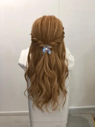 ロング laera 佐藤のヘアスタイル