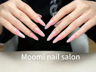 ロング Moomi あずりのネイルデザイン