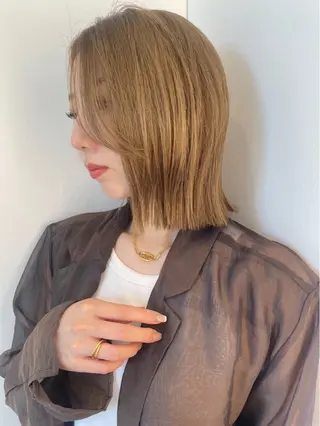 ミディアム カラー 艶カラー/レイヤー カット✂️近澤瑠以のヘアスタイル