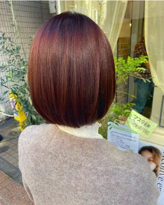 ミディアム カラー 宮内 真乃のヘアスタイル