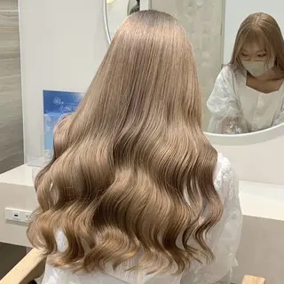 ロング カラー 🦋Yui🦋透明感 /艶カラー/髪質改善のヘアスタイル