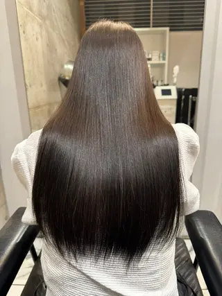 ロング Luxe所属・Luxe表参道 髪質改善　奈良のヘアスタイル
