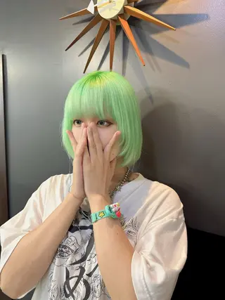 ショート カラー haco+所属・🌈派手髪エクステ ブレイズ🌈ひろとのヘアスタイル